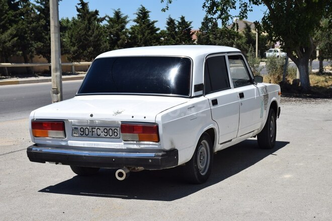 LADA (VAZ) 2107-6