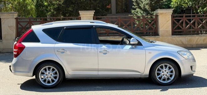 Kia Ceed SW-11