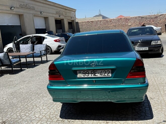 Mercedes C 240-3