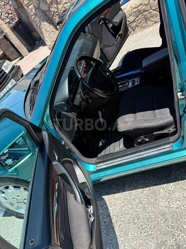 Mercedes C 240-11