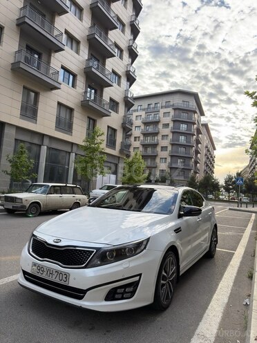 Kia Optima-2