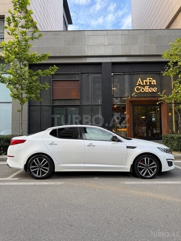 Kia Optima-11