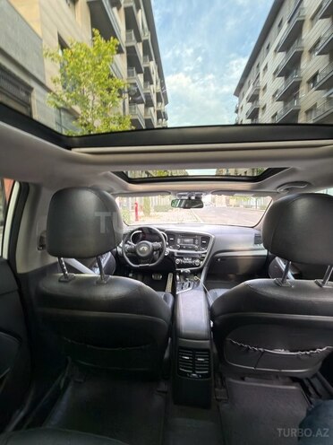Kia Optima-16