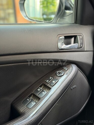 Kia Optima-15