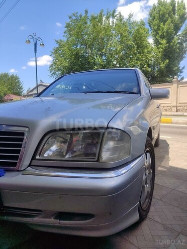 Mercedes C 230-2