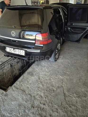 Volkswagen Golf-4
