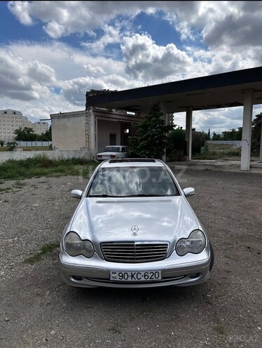 Mercedes C 240-1