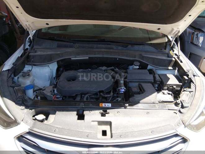 Hyundai Santa Fe-10