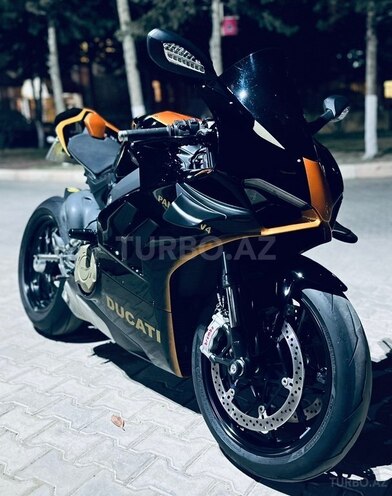 Ducati Panigale V4-2