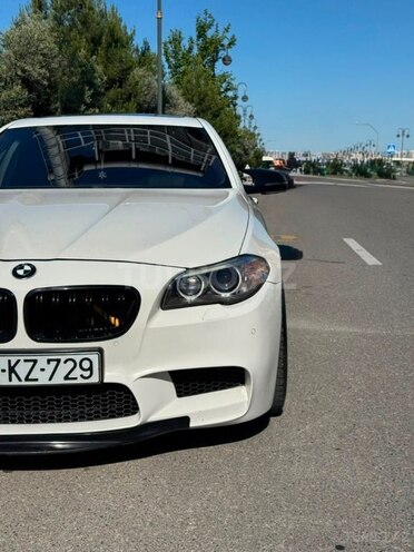 BMW 528-2