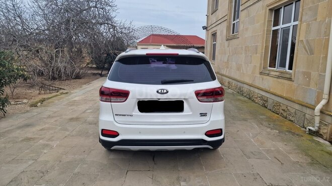 Kia Sorento-10
