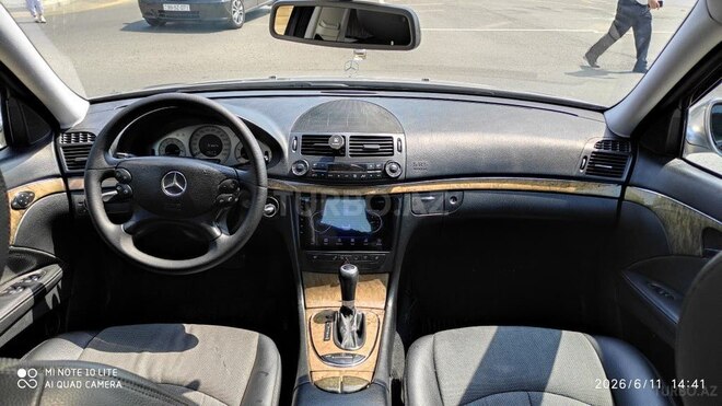 Mercedes E 220-9