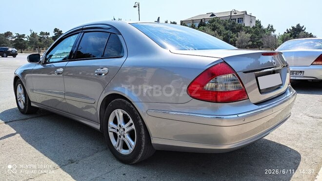 Mercedes E 220-5