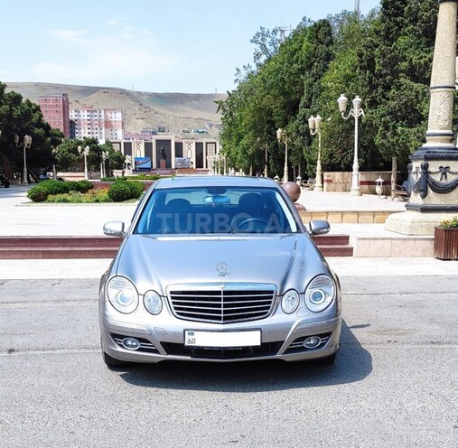 Mercedes E 220-2