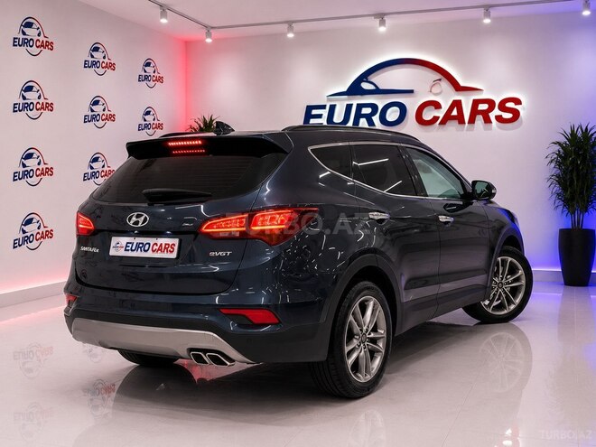 Hyundai Santa Fe-5