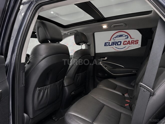 Hyundai Santa Fe-12