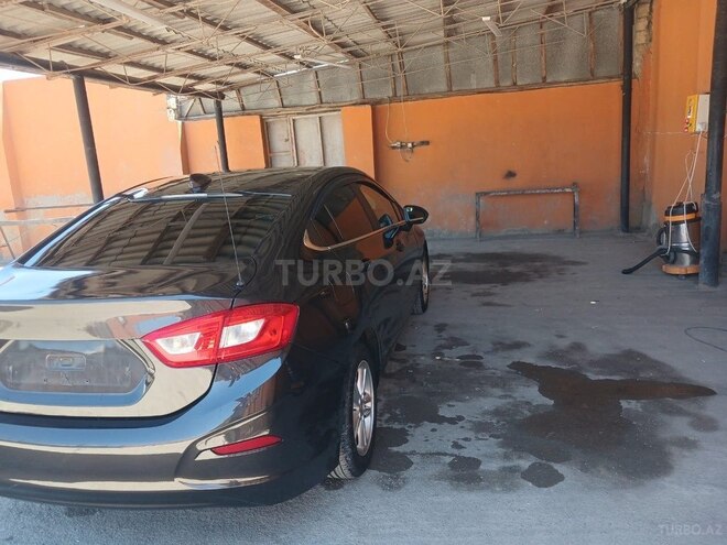 Chevrolet Cruze-5