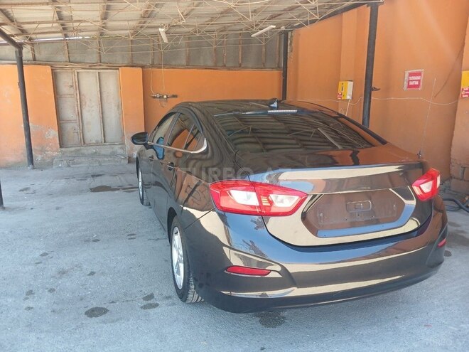 Chevrolet Cruze-4
