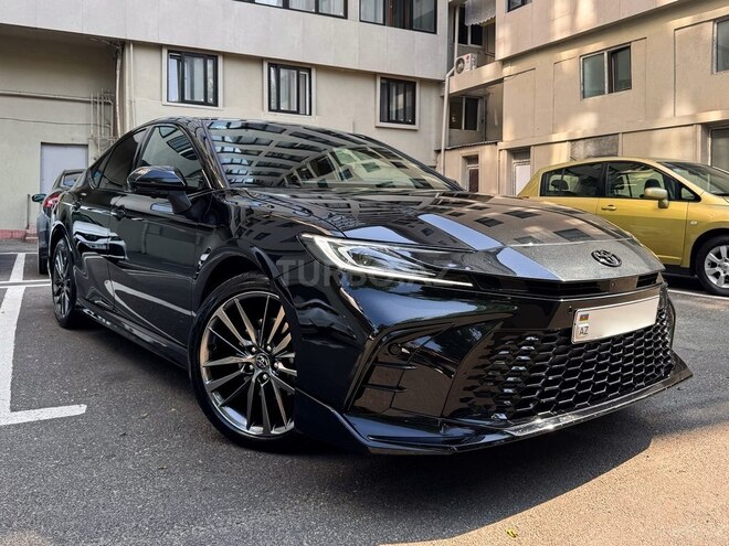 Toyota Camry-1