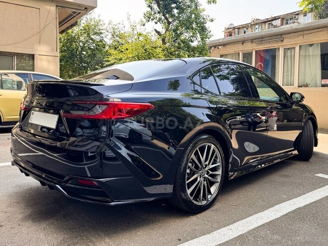 Toyota Camry-8