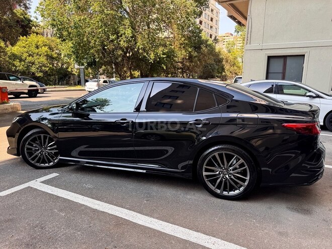 Toyota Camry-6