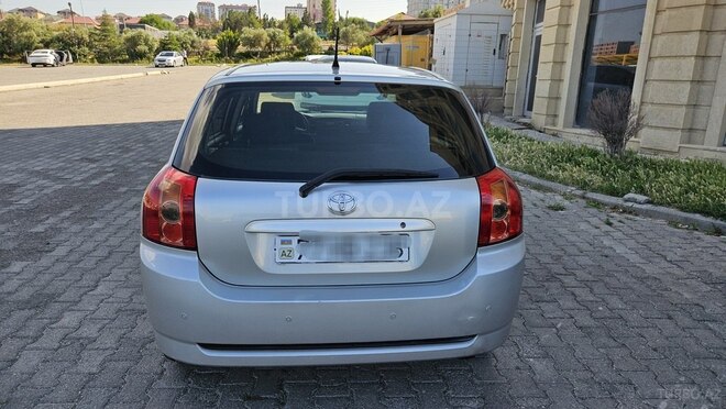 Toyota Corolla-13