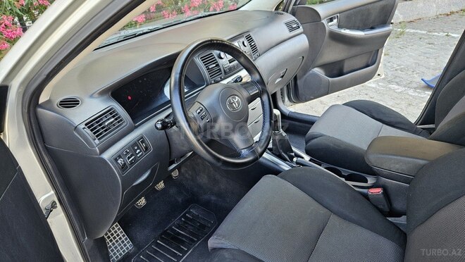 Toyota Corolla-11