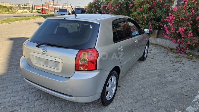 Toyota Corolla-6