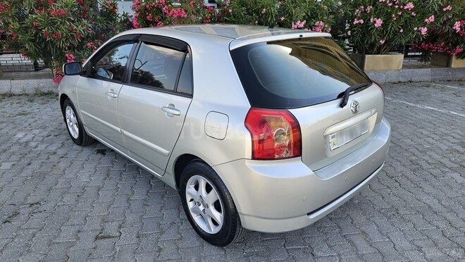 Toyota Corolla-7