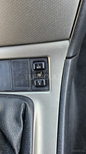 Toyota Corolla-10