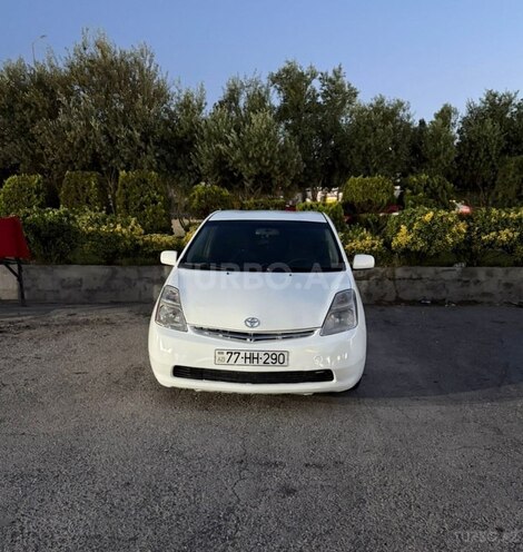 Toyota Prius-4