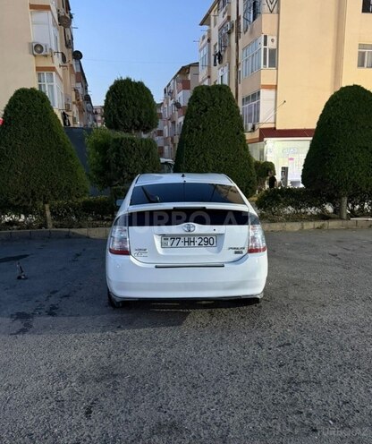 Toyota Prius-3