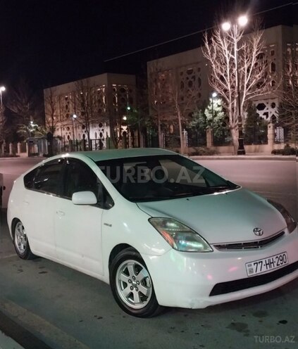 Toyota Prius-13
