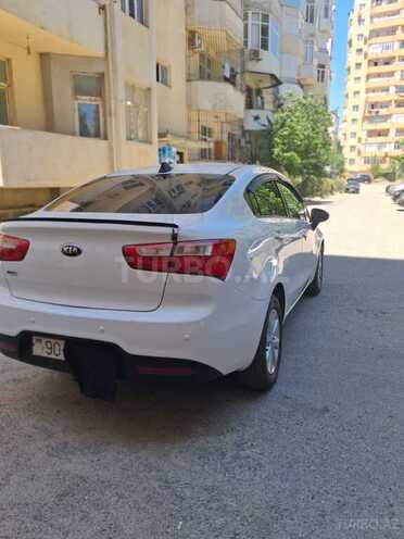 Kia Rio-7