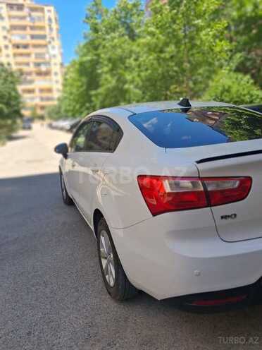 Kia Rio-8