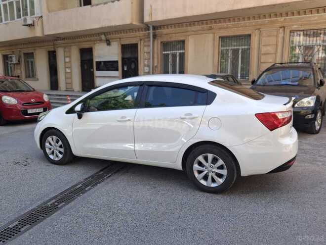Kia Rio-4