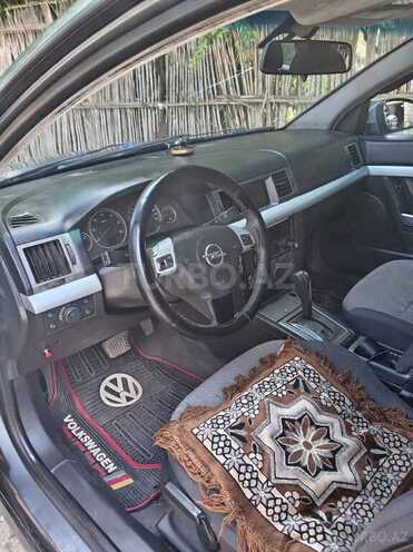 Opel Vectra-4