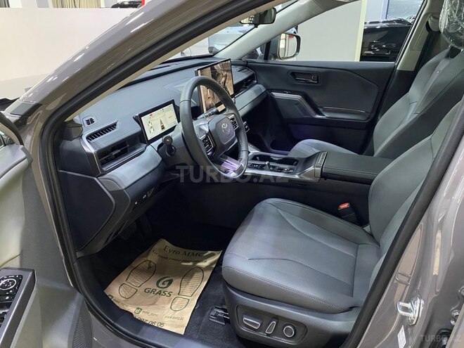Toyota RAV4-13