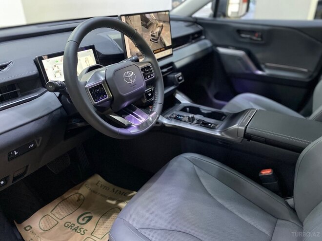 Toyota RAV4-9
