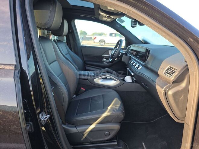 Mercedes GLS 450 4MATIC-11