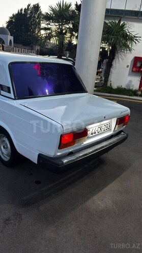 LADA (VAZ) 2107-2