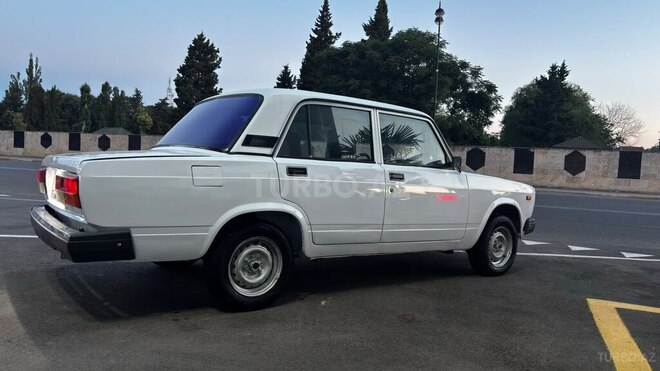 LADA (VAZ) 2107-6