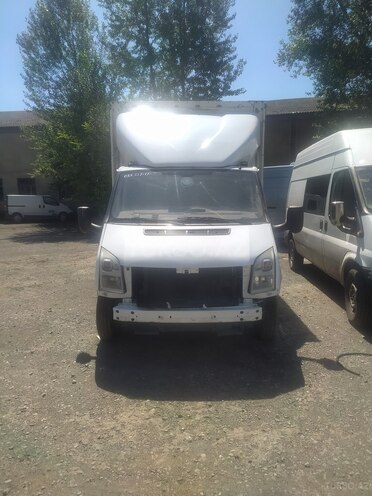 Ford Transit-1