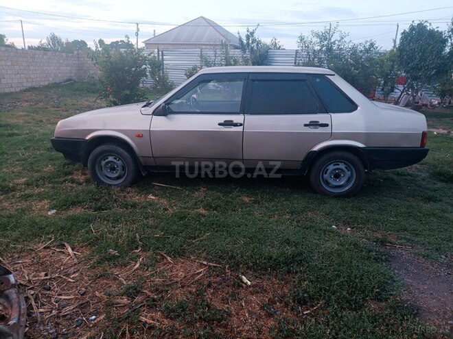 LADA (VAZ) 21099-3