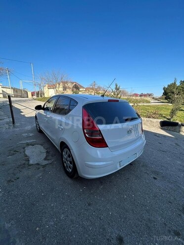 Hyundai i30-6