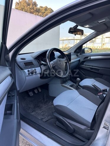 Opel Astra-8