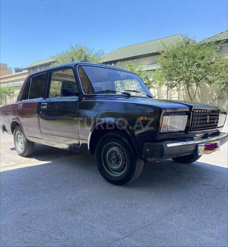 LADA (VAZ) 2107-2