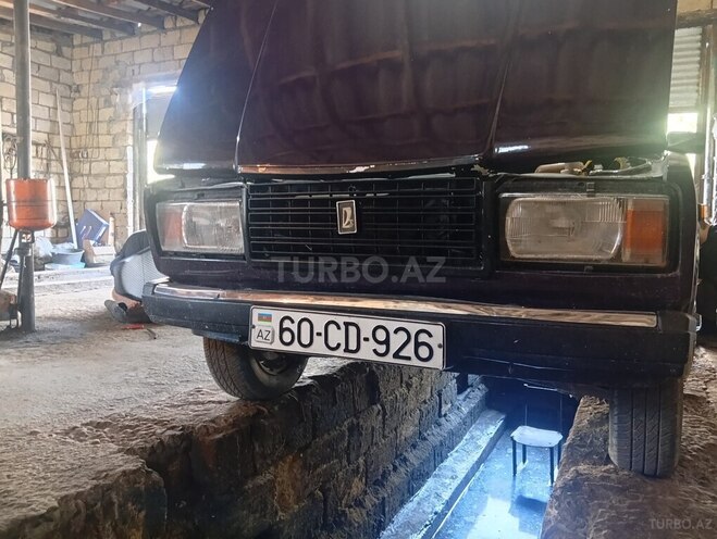 LADA (VAZ) 2107-1