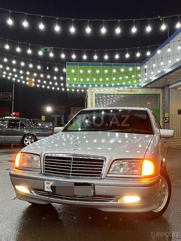 Mercedes C 200-7