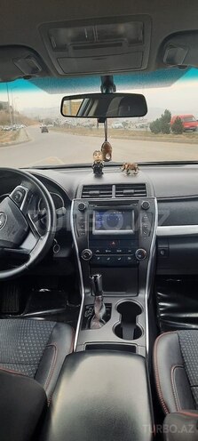 Toyota Camry-8